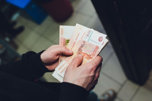 Премии госслужащим после увольнения: интересная практика II полугодия 2025 года – 2026 года